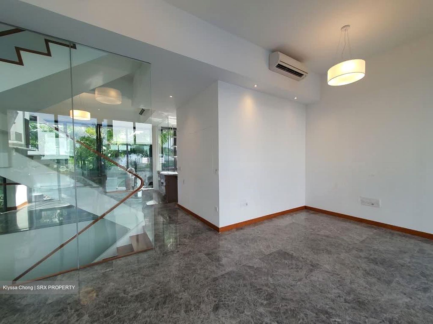 Alana (D28), Terrace #570902841